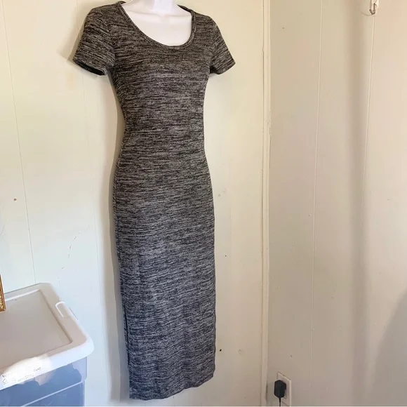 Forever 21 | Dresses | Forever 2 Gray Black Short Sleeve Double Sided Slit Maxi  Dress Size Small | Poshmark
